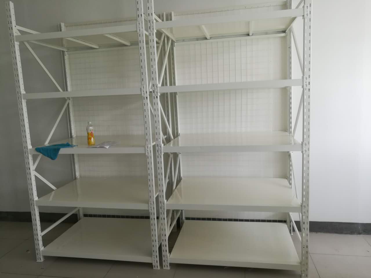 濟南醫藥貨架工程交付完畢